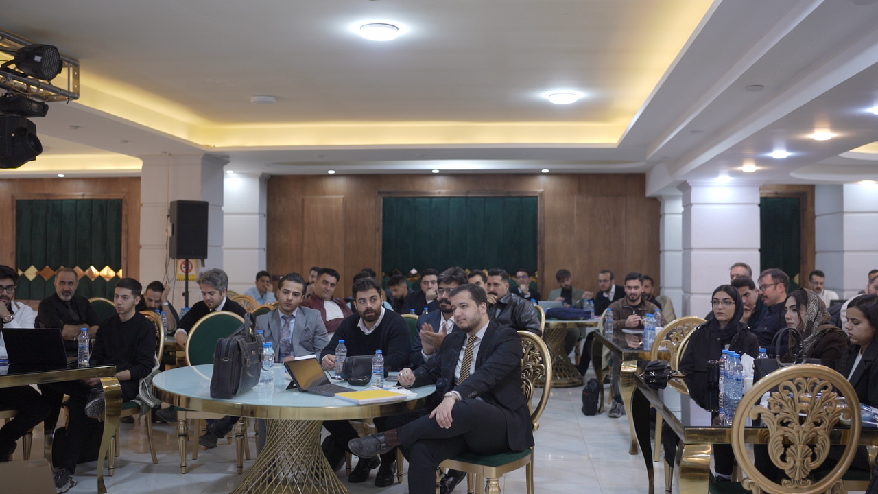 مدل سازی سیستم معاملاتی شخصی